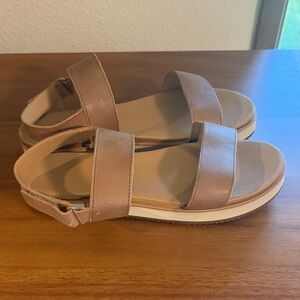 Nisolo Tan Women's Sandals